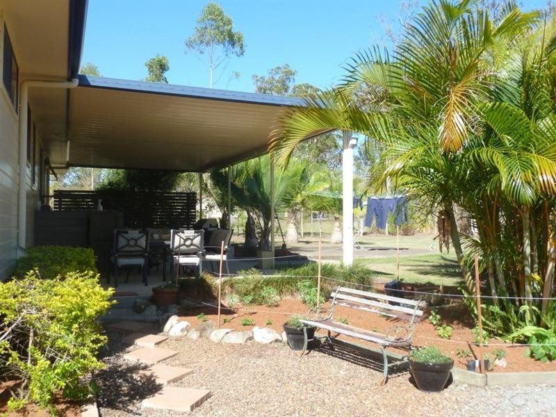 192 Woocoo Drive, Oakhurst QLD 4650