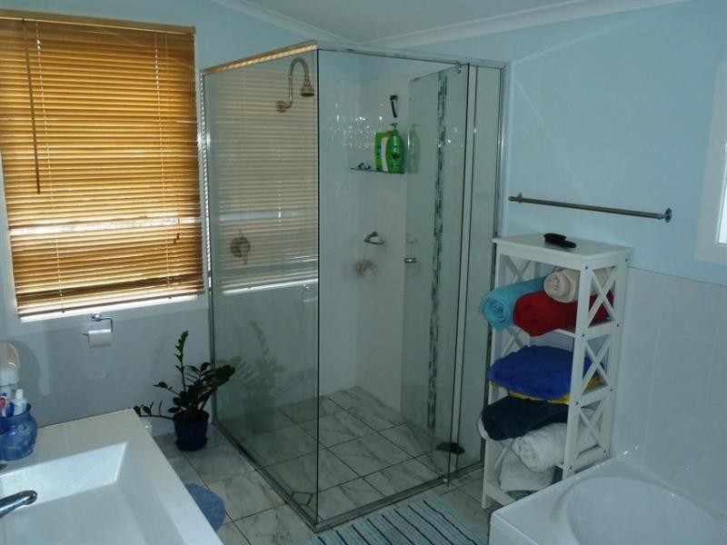 41 Wolseley Street, Granville QLD 4650
