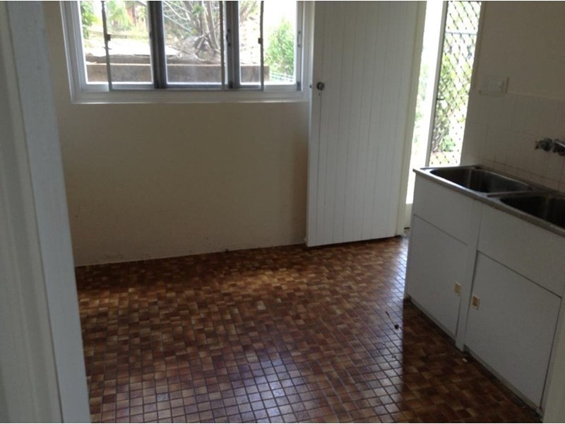 1a Doonvilla Avenue, Maryborough QLD 4650