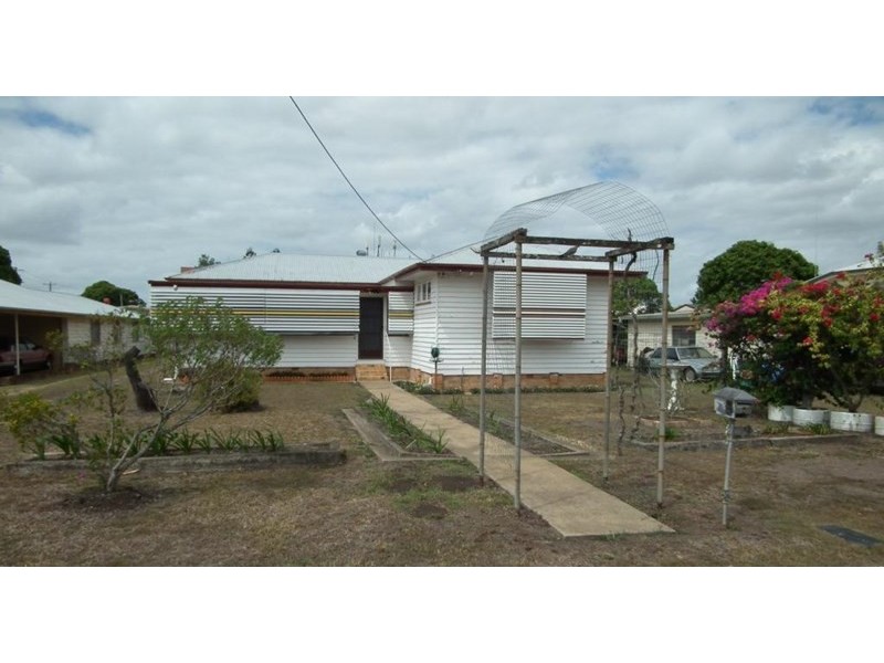 9 Cunningham Street, Maryborough QLD 4650