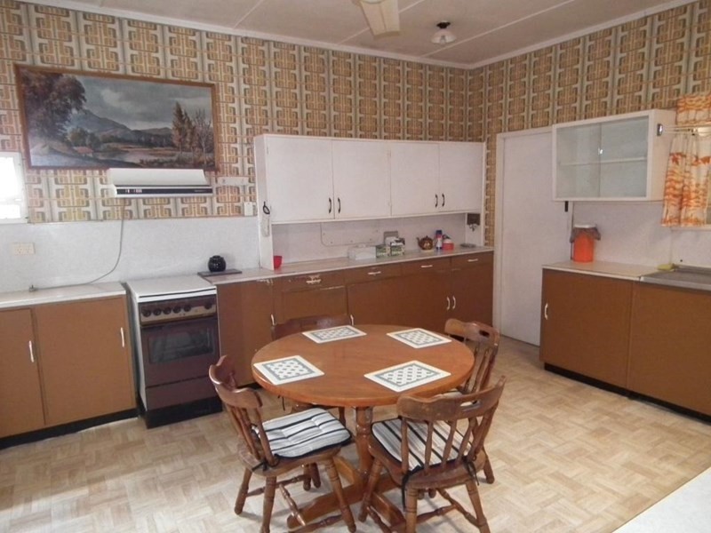 9 Cunningham Street, Maryborough QLD 4650