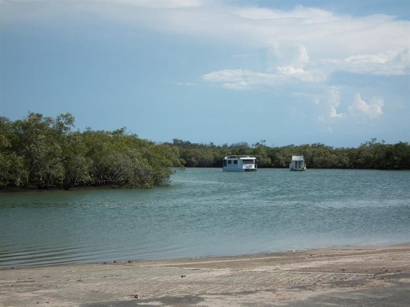 17 Seaview Avenue, Maaroom QLD 4650