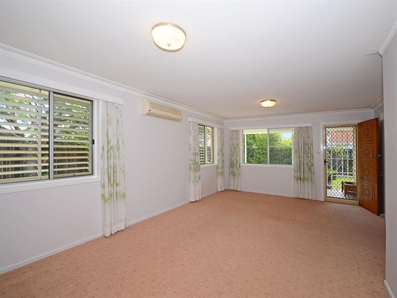 2 Aberdeen Avenue, Maryborough QLD 4650