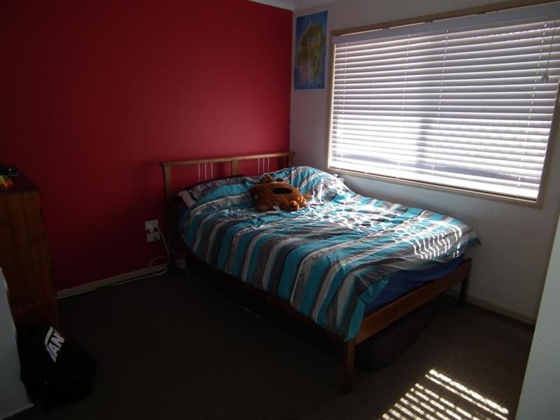 36 Loretto Drive, Oakhurst QLD 4650