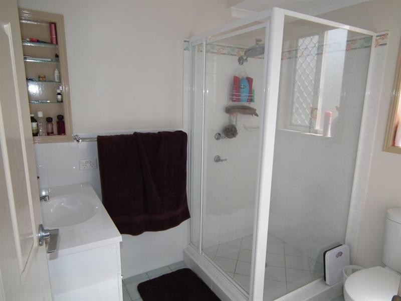 36 Loretto Drive, Oakhurst QLD 4650