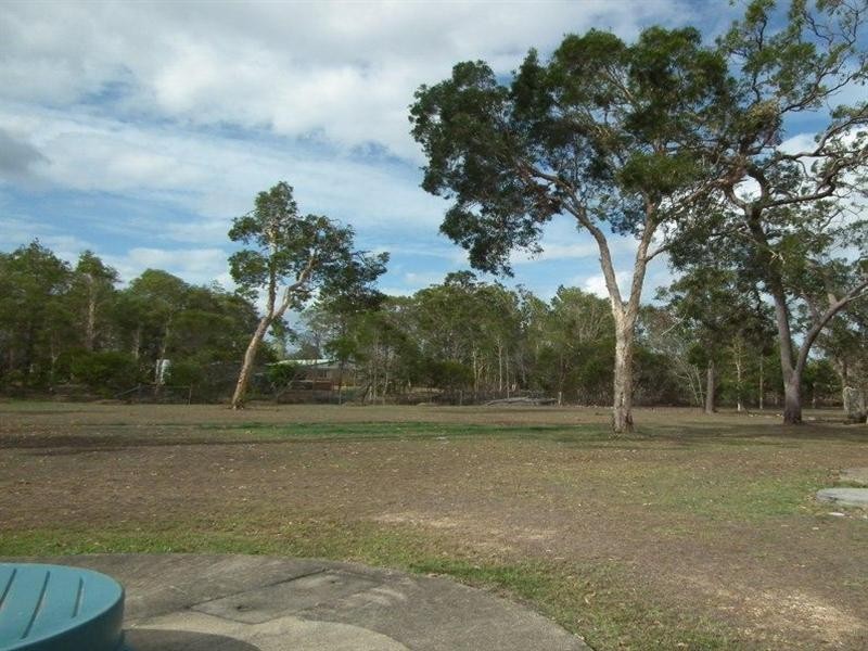 36 Loretto Drive, Oakhurst QLD 4650