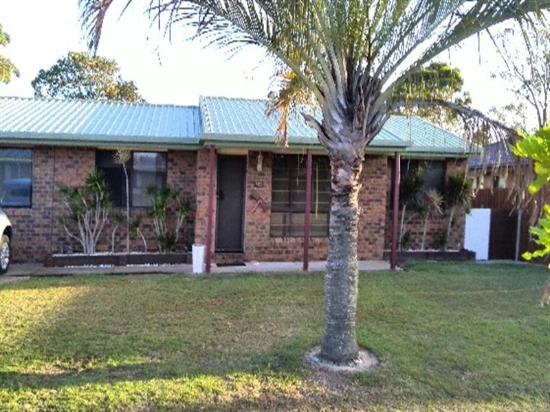 105 Hammond Street, Urangan QLD 4655