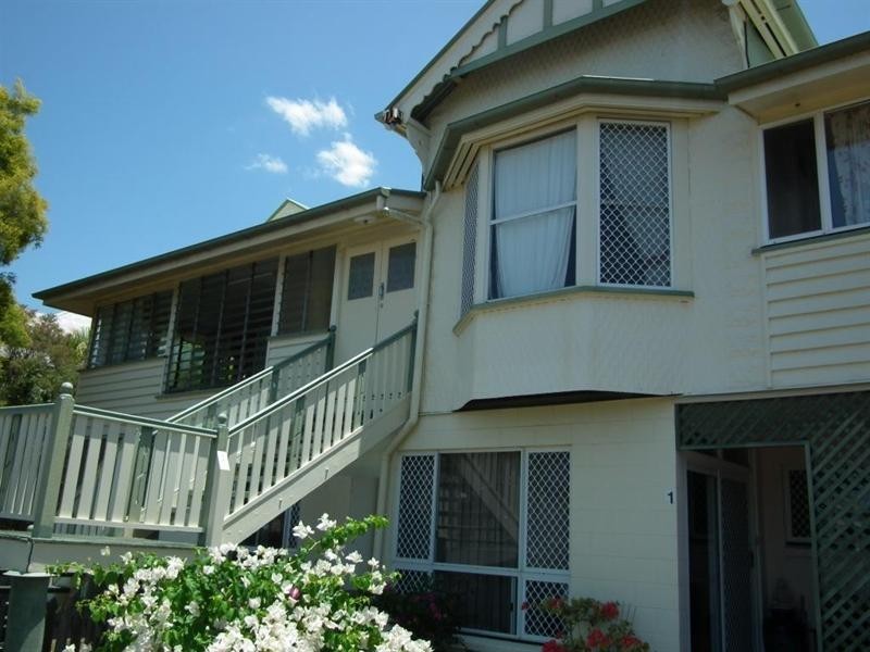 3/64 North Street, Maryborough QLD 4650