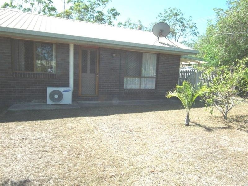 8 Ruby Street, Aldershot QLD 4650