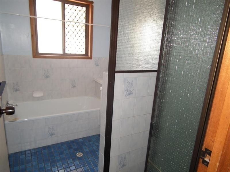 8 Ruby Street, Aldershot QLD 4650