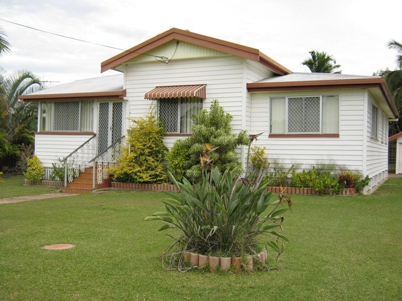 10 Meredith Street, Maryborough QLD 4650