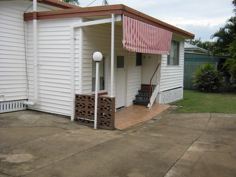 10 Meredith Street, Maryborough QLD 4650