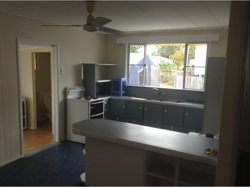 27 Tapscott Street, Maryborough QLD 4650