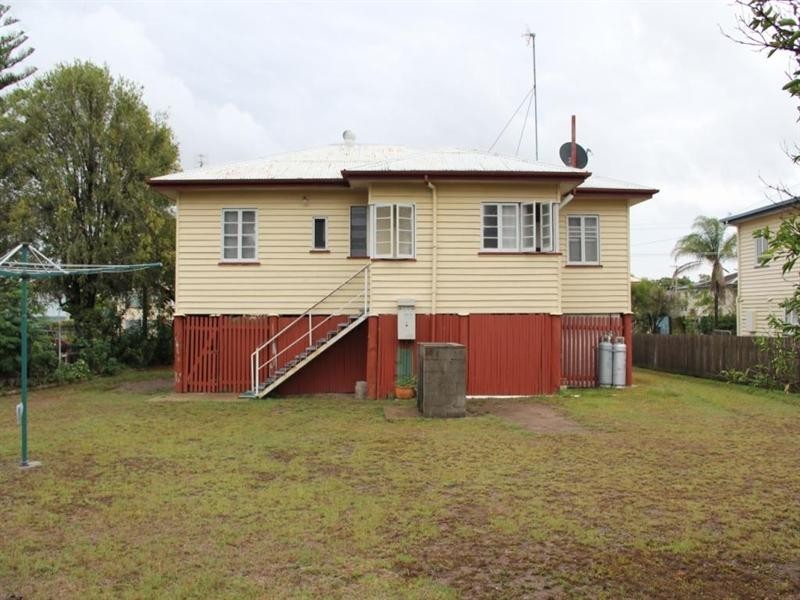 19 Smith Street, Maryborough QLD 4650