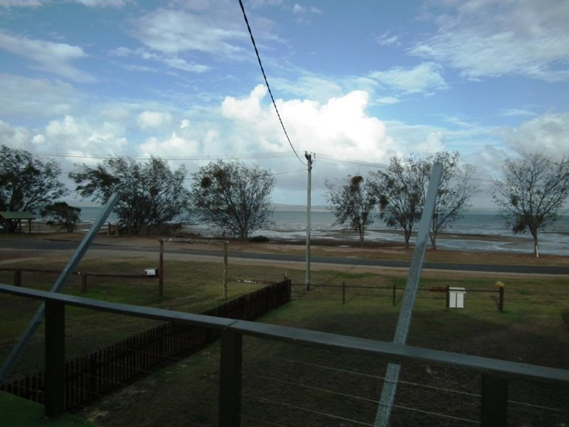 8 Esplanade, Boonooroo QLD 4650