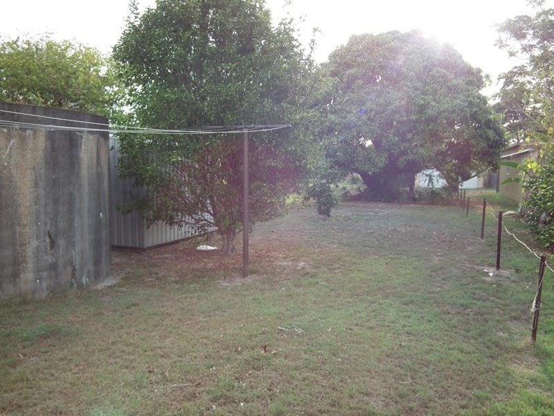 8 Esplanade, Boonooroo QLD 4650