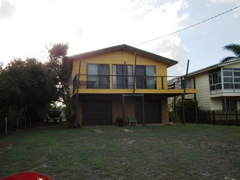 8 Esplanade, Boonooroo QLD 4650