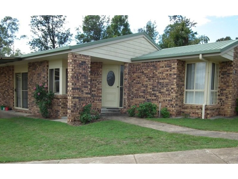 15 Dale Street, Tiaro QLD 4650
