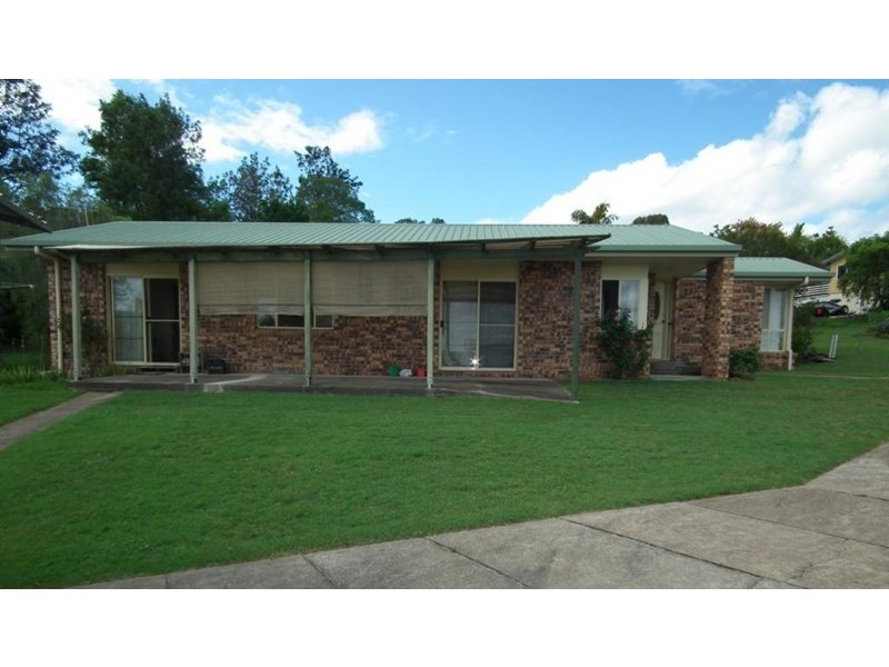 15 Dale Street, Tiaro QLD 4650