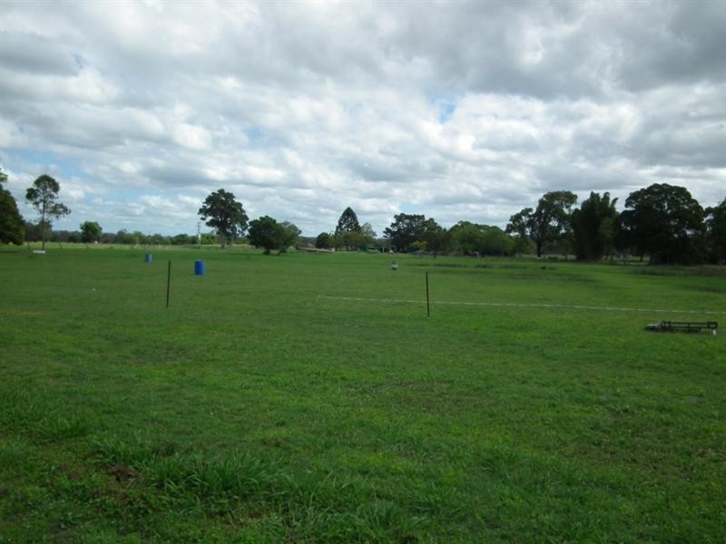 317 Blackmount Road, Tiaro QLD 4650