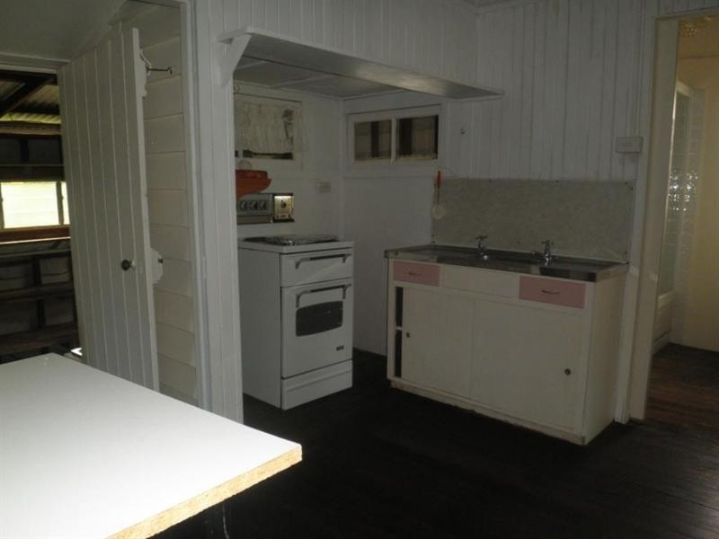 16 Brennan Avenue, Maryborough QLD 4650