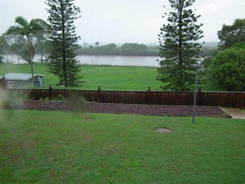 27 Errol Street, Maryborough QLD 4650
