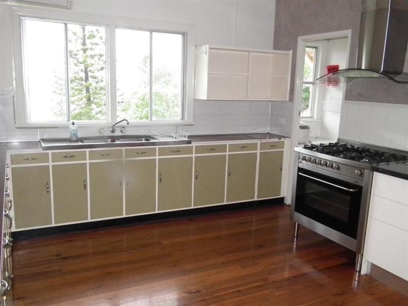 27 Errol Street, Maryborough QLD 4650
