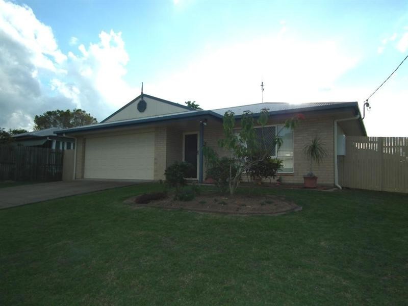 8 Richmond Lane, Maryborough QLD 4650
