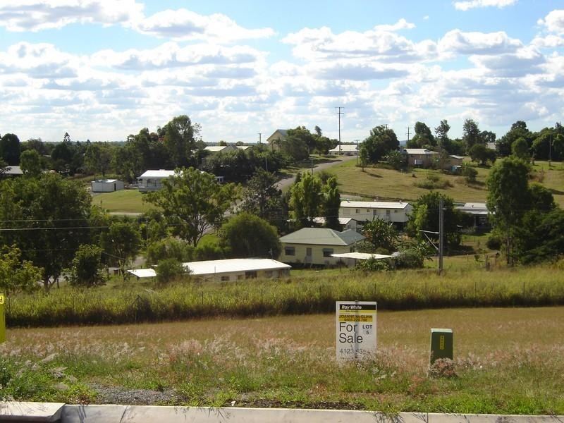 5 Meyers Court, Tiaro QLD 4650