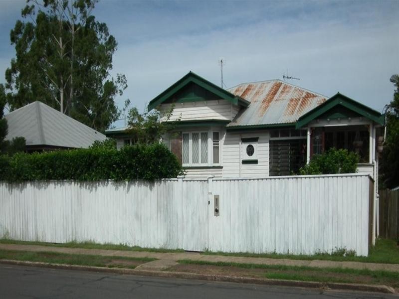 104 Walker Street, Maryborough QLD 4650