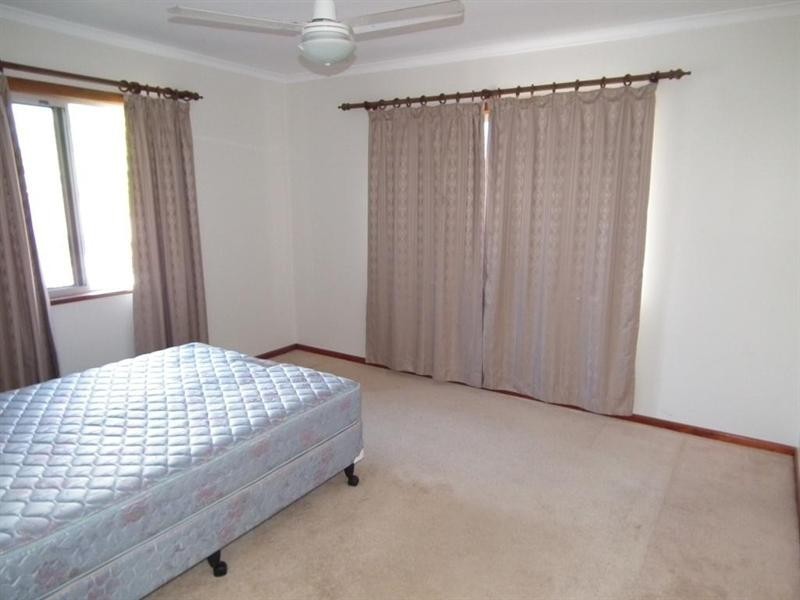 43 Wolseley Street, Granville QLD 4650