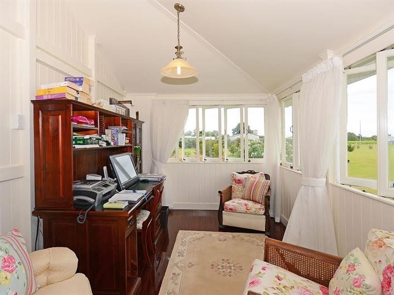 698 Walkers Point Road, Walkers Point QLD 4650