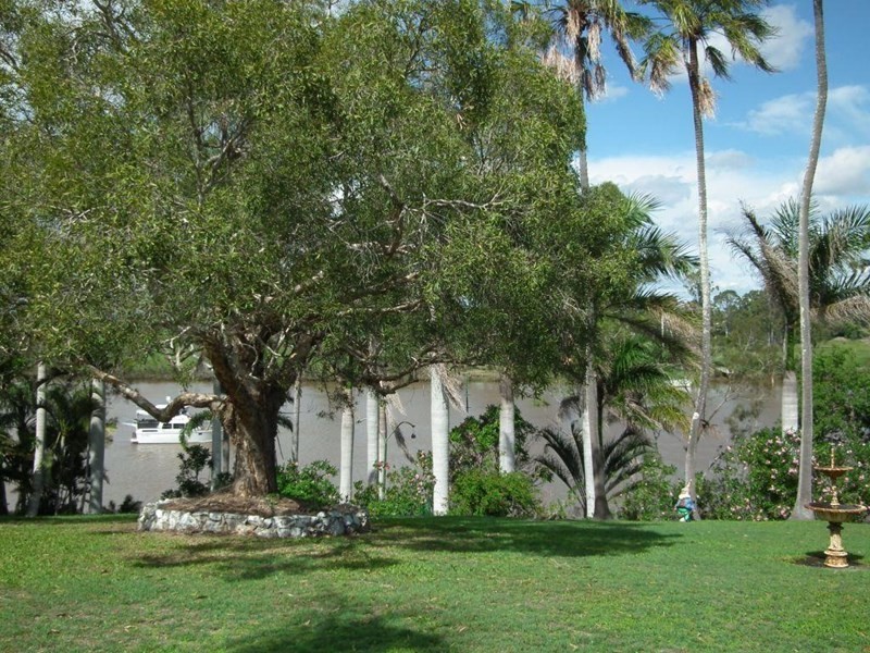 2 Dalhousie Street, Maryborough QLD 4650