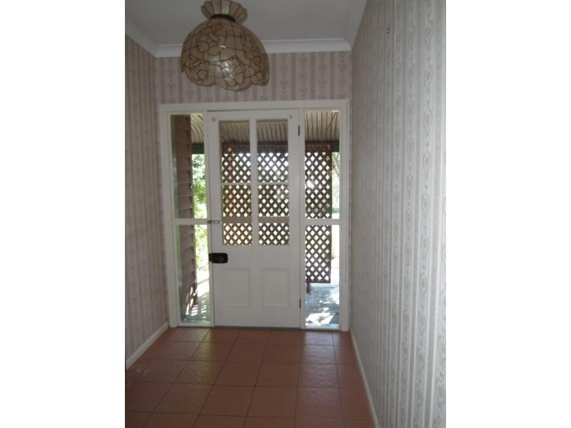 14 Inman Street, Tiaro QLD 4650