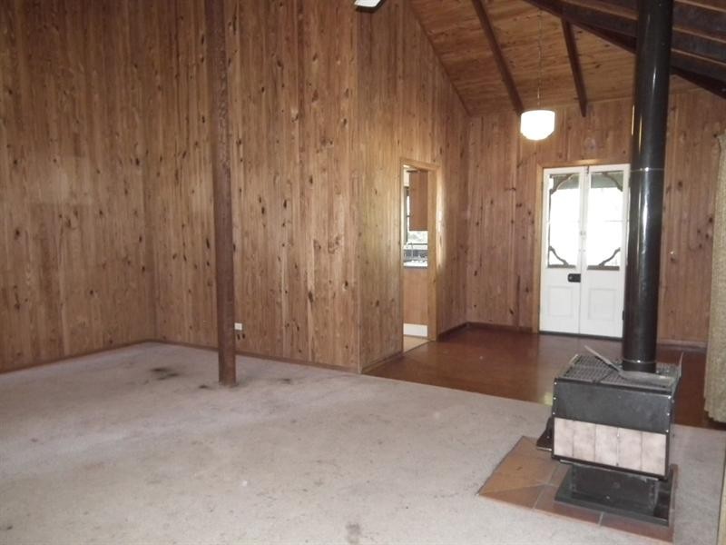 14 Inman Street, Tiaro QLD 4650