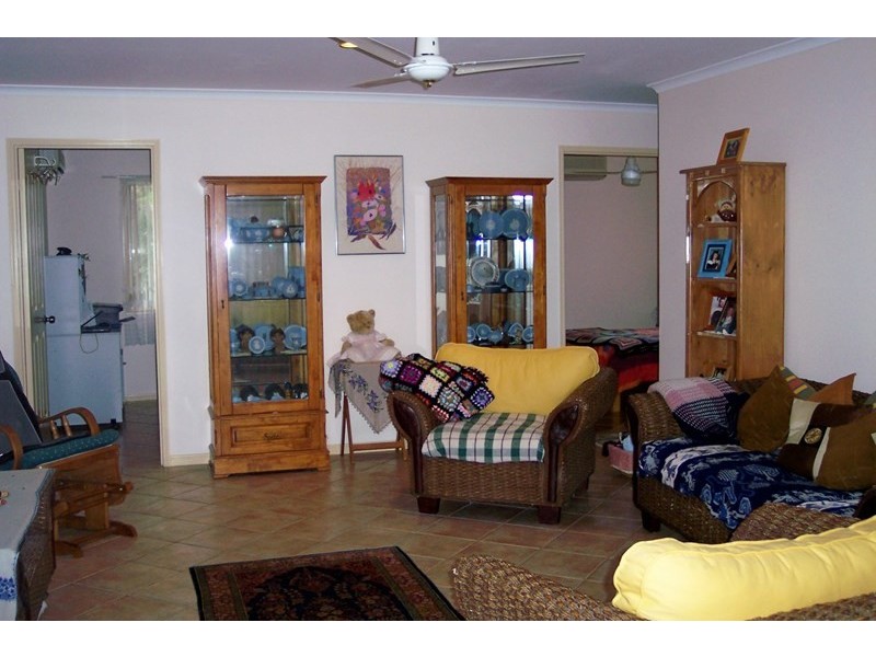 6 Poinciana Court, Tinana QLD 4650