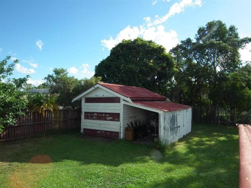 174 Ferry Street, Maryborough QLD 4650