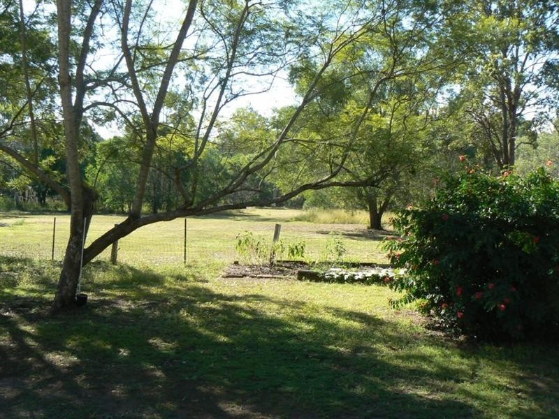 17 Ferry Road, Yengarie QLD 4650