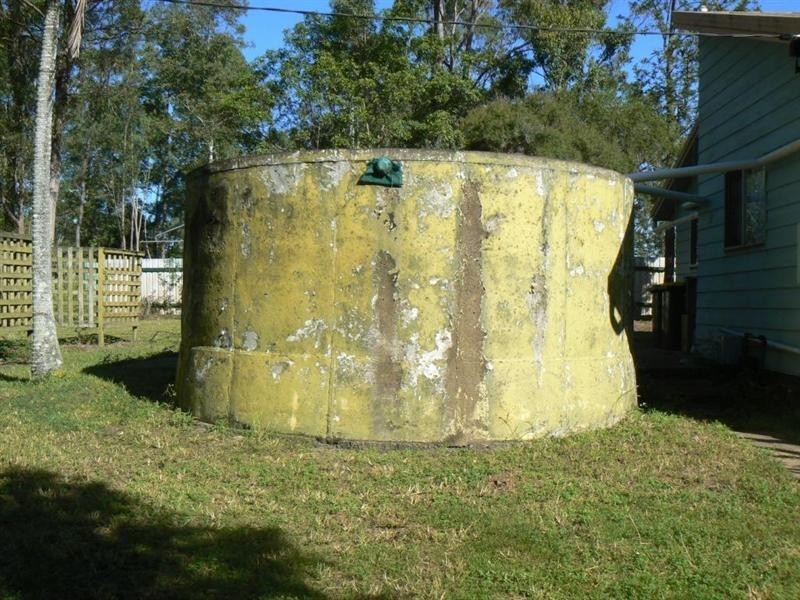 17 Ferry Road, Yengarie QLD 4650