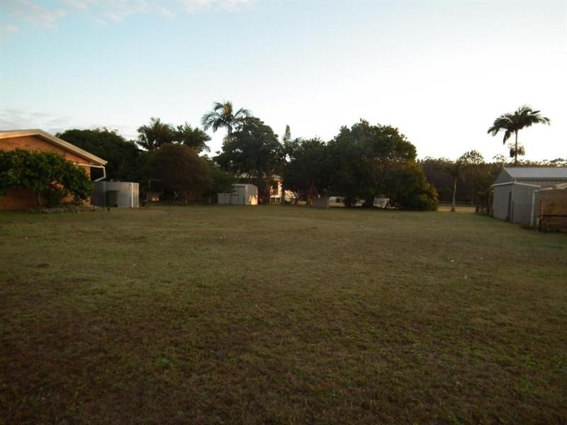 19 Seaview Avenue, Maaroom QLD 4650