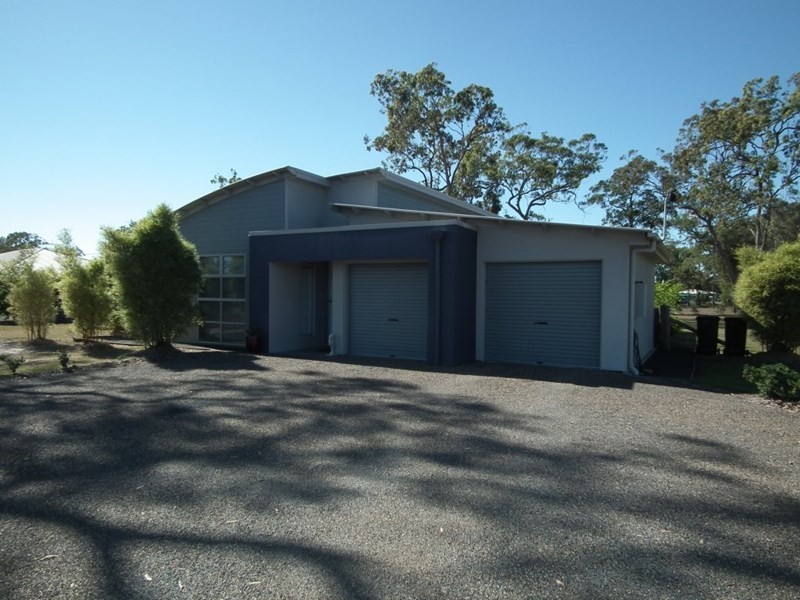 30 Lachlan Drive, Oakhurst QLD 4650