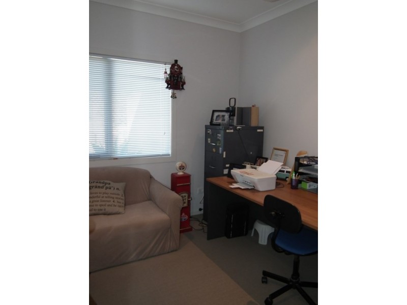 30 Lachlan Drive, Oakhurst QLD 4650