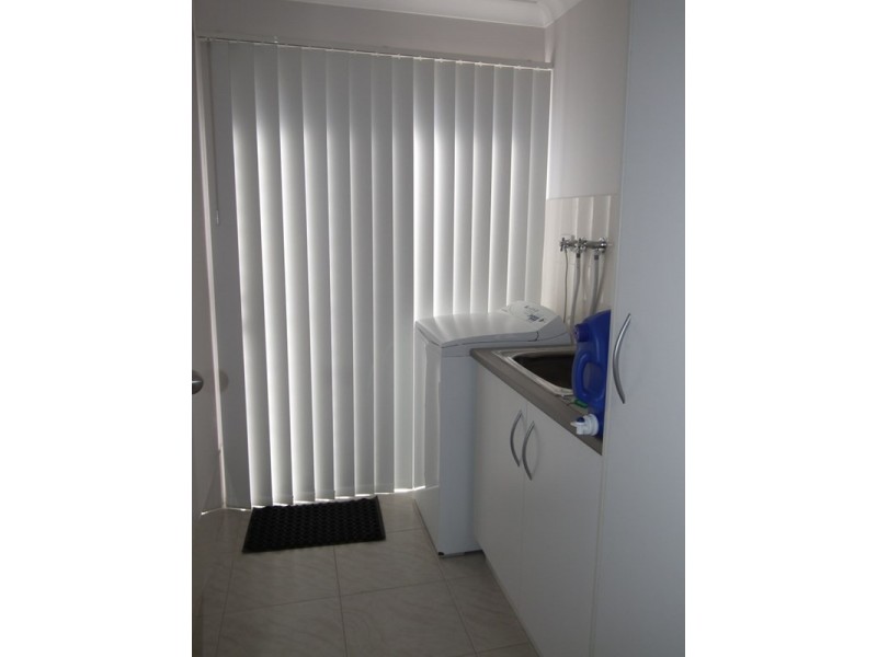 30 Lachlan Drive, Oakhurst QLD 4650