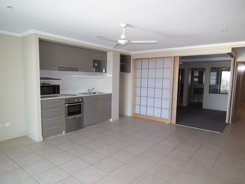 321/569 Esplanade, Urangan QLD 4655