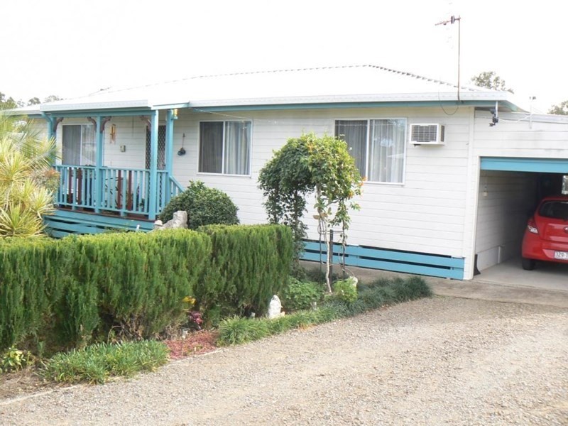 18 Walter Street, Tiaro QLD 4650