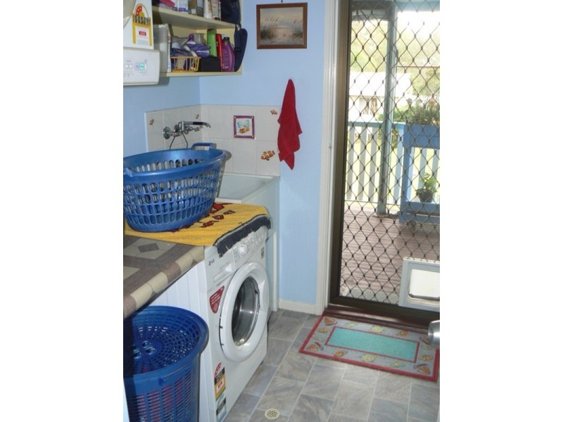 18 Walter Street, Tiaro QLD 4650