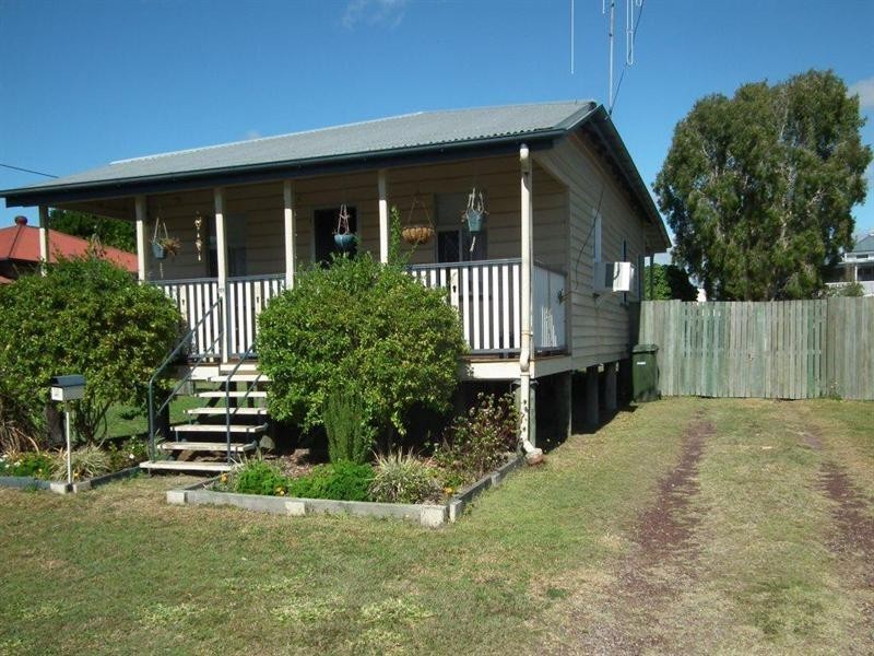 42 Frank Street, Maryborough QLD 4650