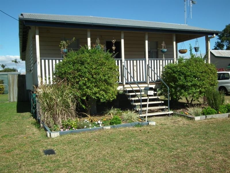 42 Frank Street, Maryborough QLD 4650