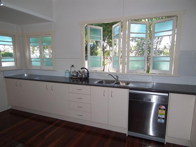 24 Doon Villa Avenue, Maryborough QLD 4650