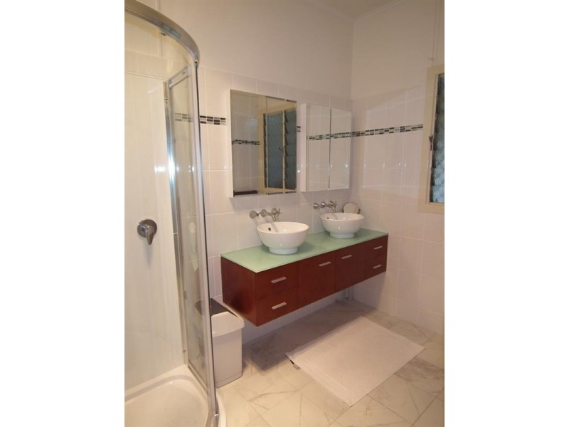 24 Doon Villa Avenue, Maryborough QLD 4650